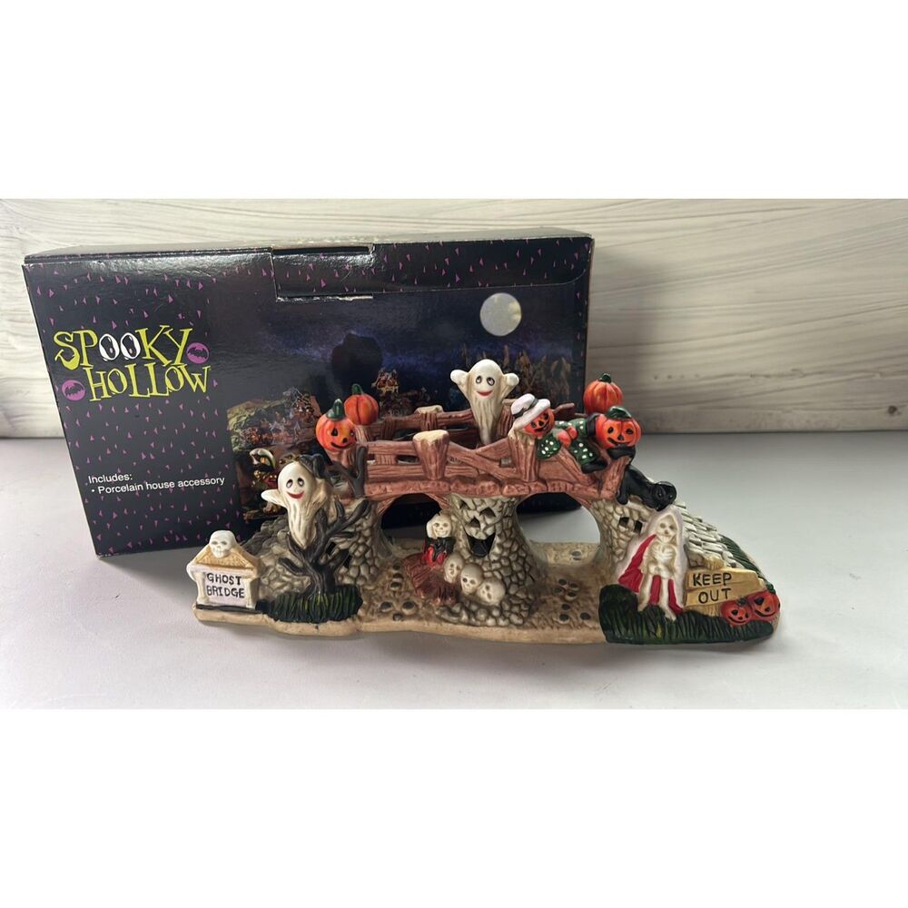 Spooky hollow haunted Bridge Porcelain Halloween 2000 In Box